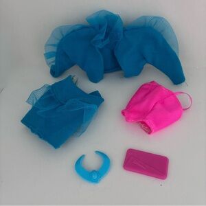 Vintage Barbie Clothes, “Dinner Date Fashions, Going to a Party”
Suit Set